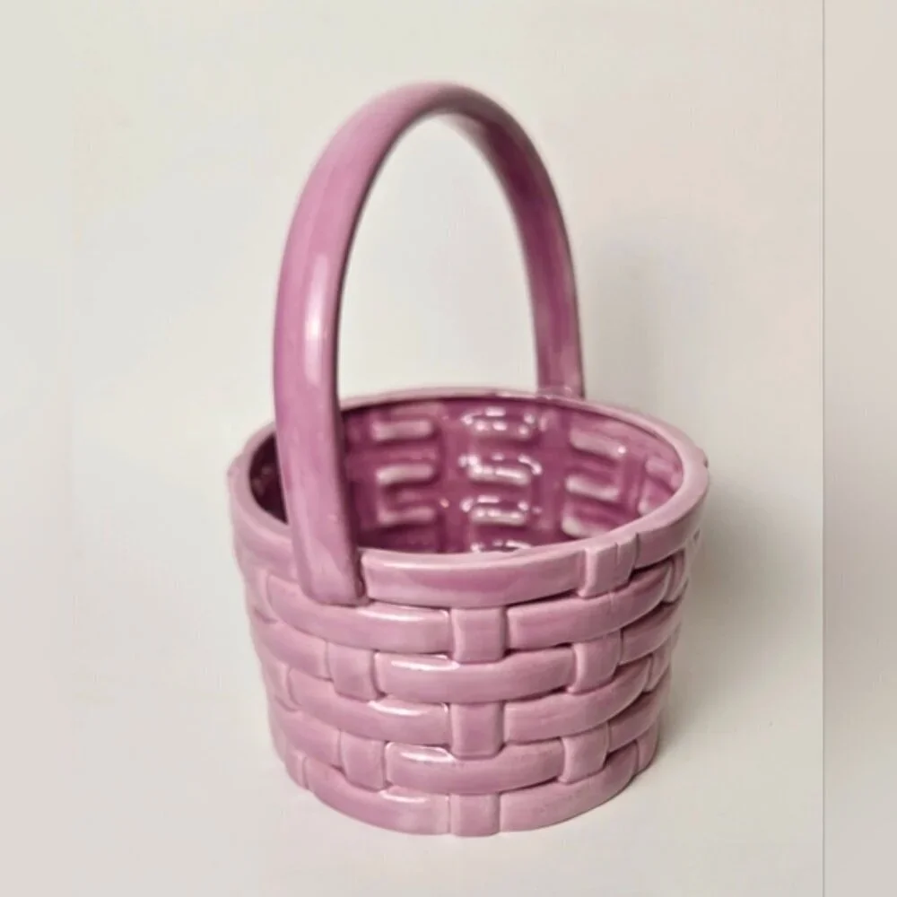 Charming Vintage Purple Basket w/ Decorative Hand painted Ceramic Eggs Ornaments